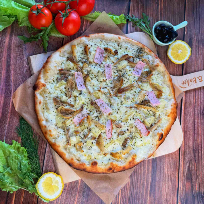 Пицца «Курица и ананас»
