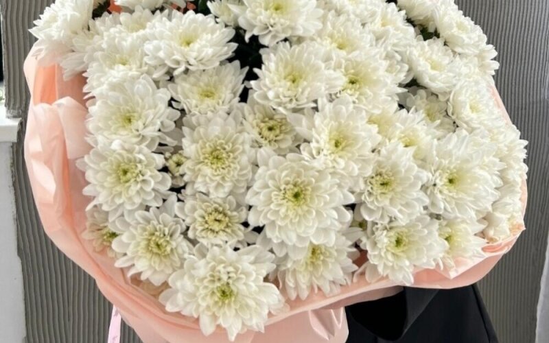 Букет «Охапка» из хризантем