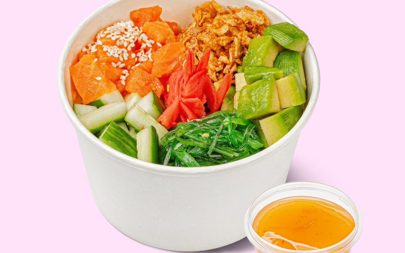 Поке с лососем + 1 соус