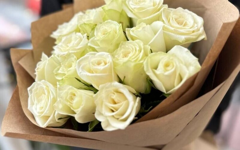 Букет «Белые розы»