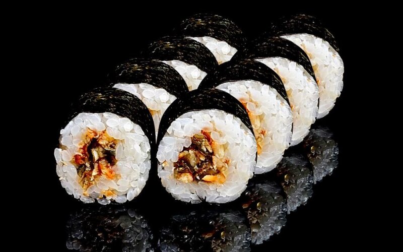 Ролл «Маки угорь»