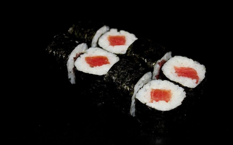 Ролл «Маки тунец»