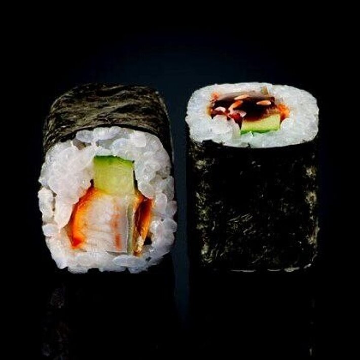 Ролл «Угорь с огурцом»