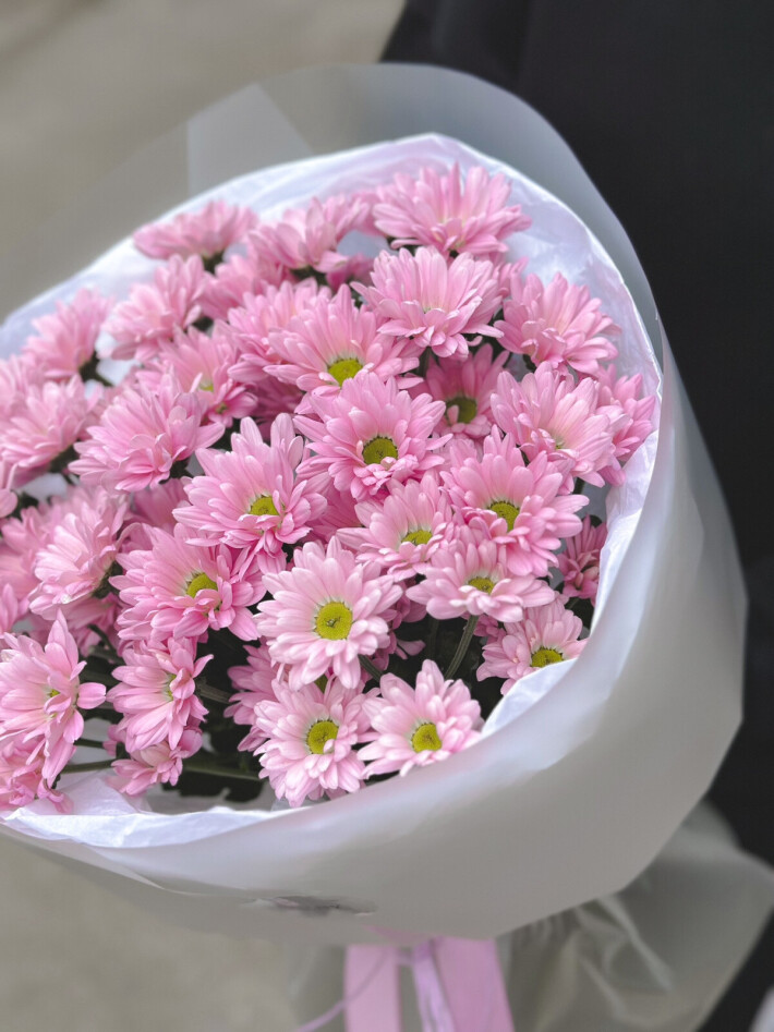 Букет розовых ромашек