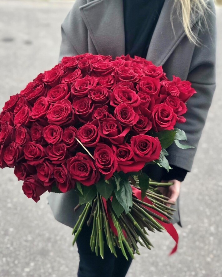 101 красная роза 60 см