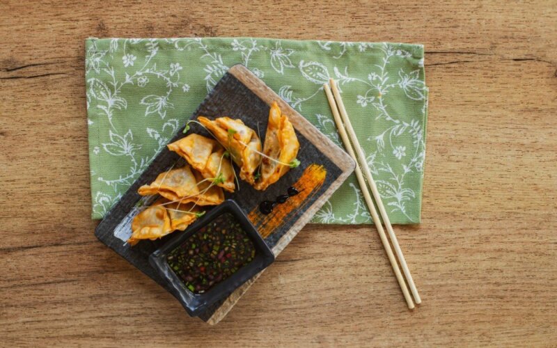 Гёдза жареные с фирменным соусом Бенинеги