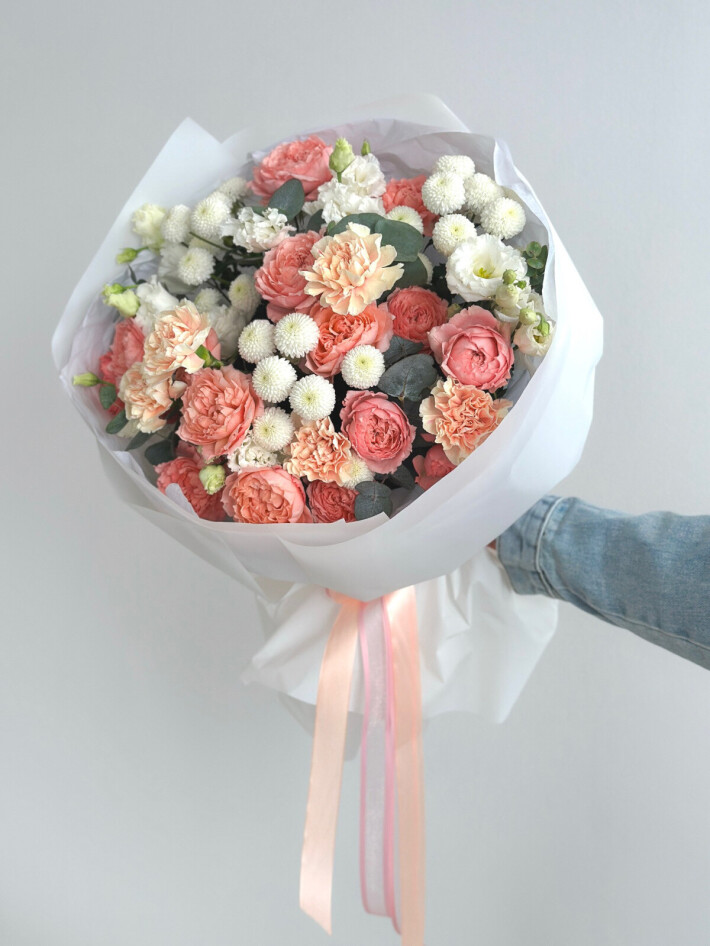 Букет персиковый с пионовидной розой
