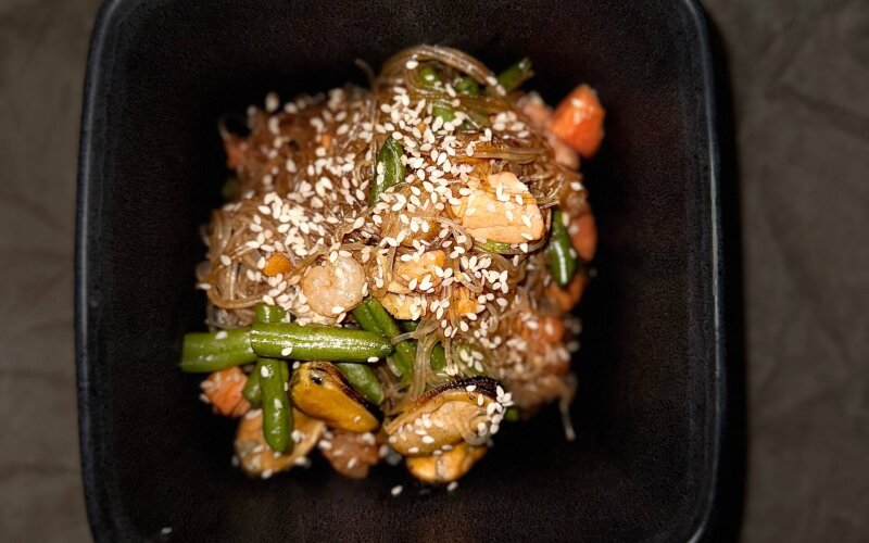 Фунчоза с морепродуктами