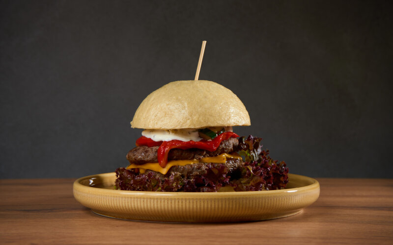 Бао-дабл бургер с говядиной