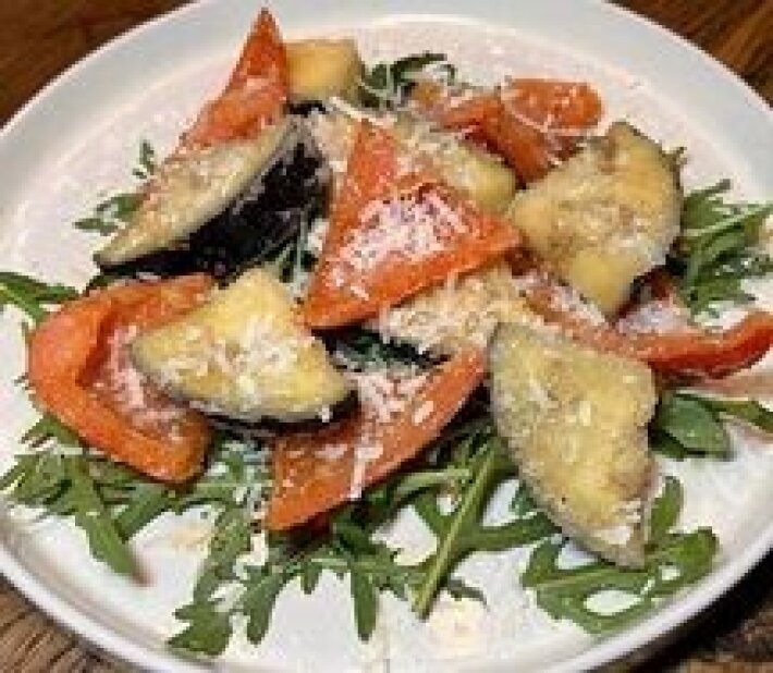 Салат фри с рукколой