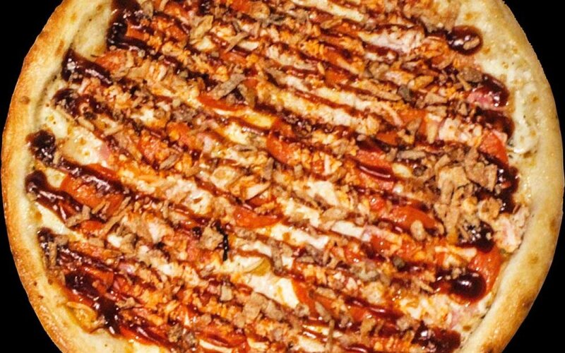 Пицца "Цыпленок с хрустящим луком