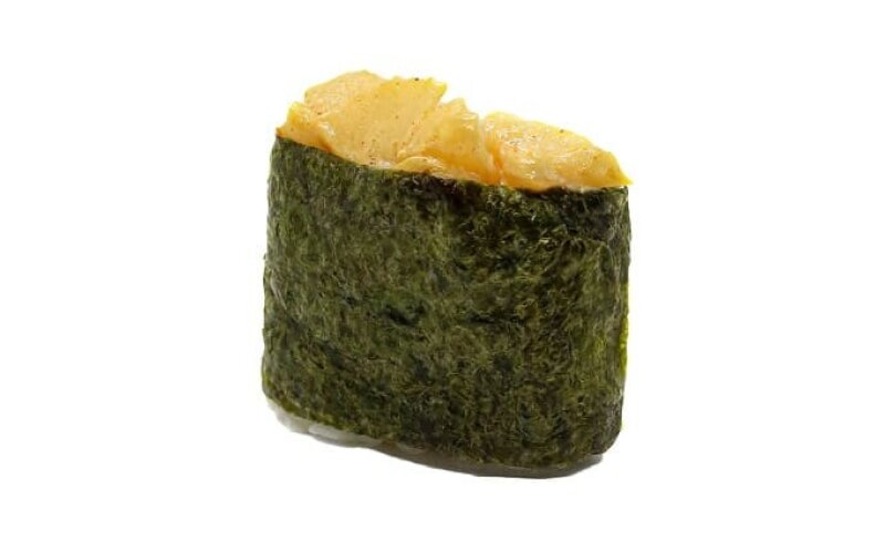 Гункан с гребешком