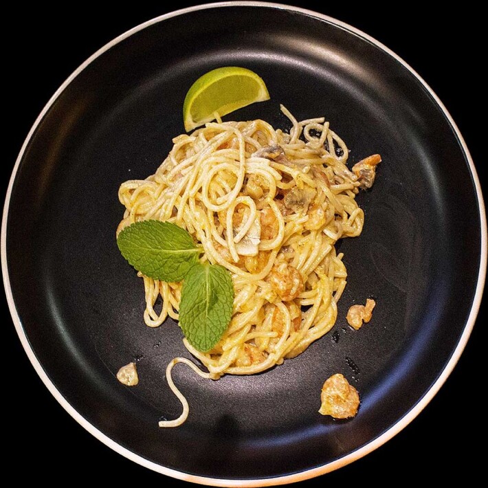 Паста «Том ям»