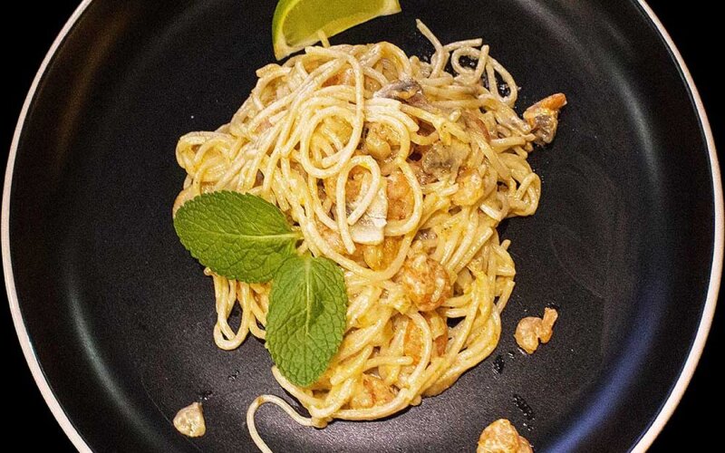 Паста «Том ям»