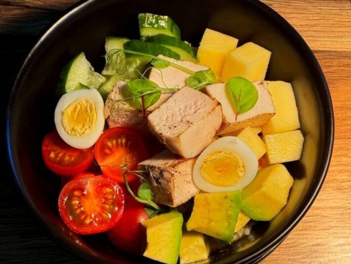 Поке с цыплёнком