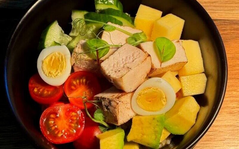 Поке с цыплёнком