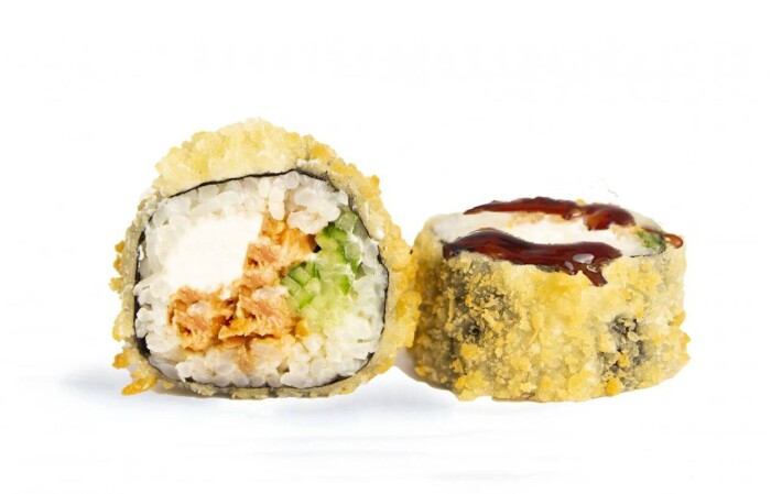 Темпура с лососем терияки и огурцом