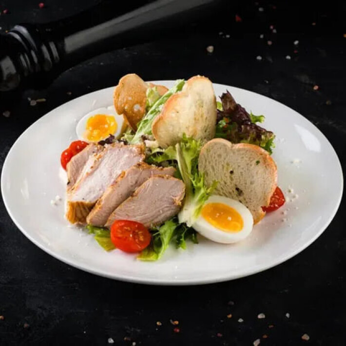 Салат «Цезарь» с цыплёнком