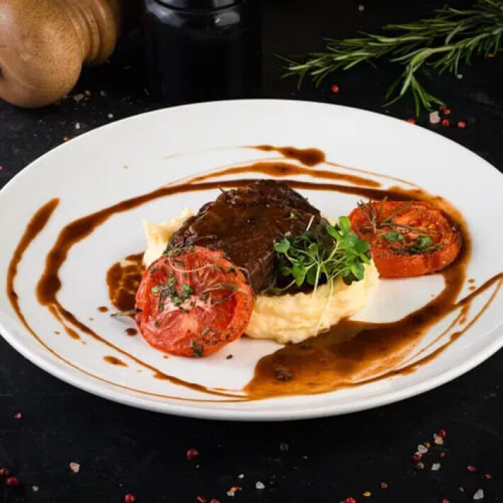 Говяжьи щечки с пюре