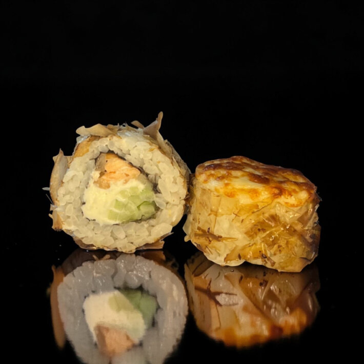 Запечённый ролл «Бонито с лососем»