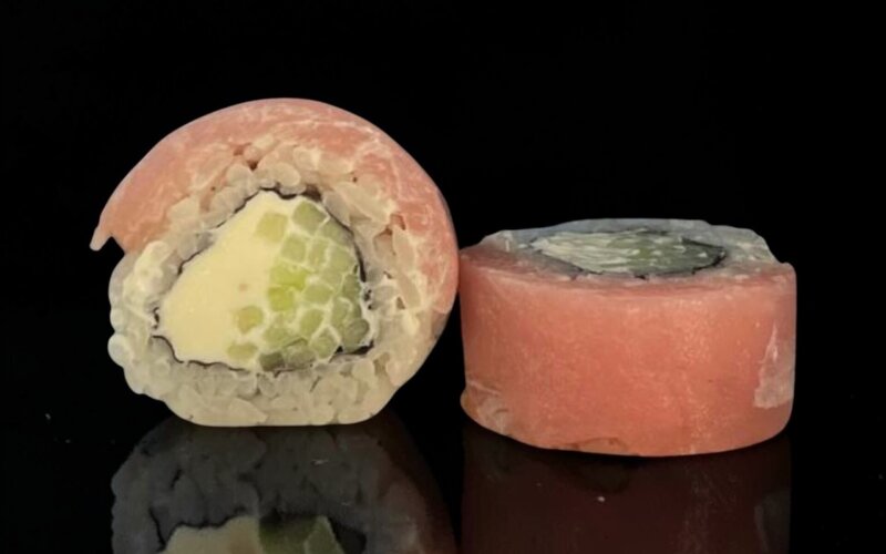 Ролл «Филадельфия  Магуро»