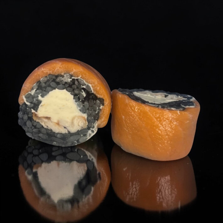 Ролл «Филадельфия тёмный самурай»