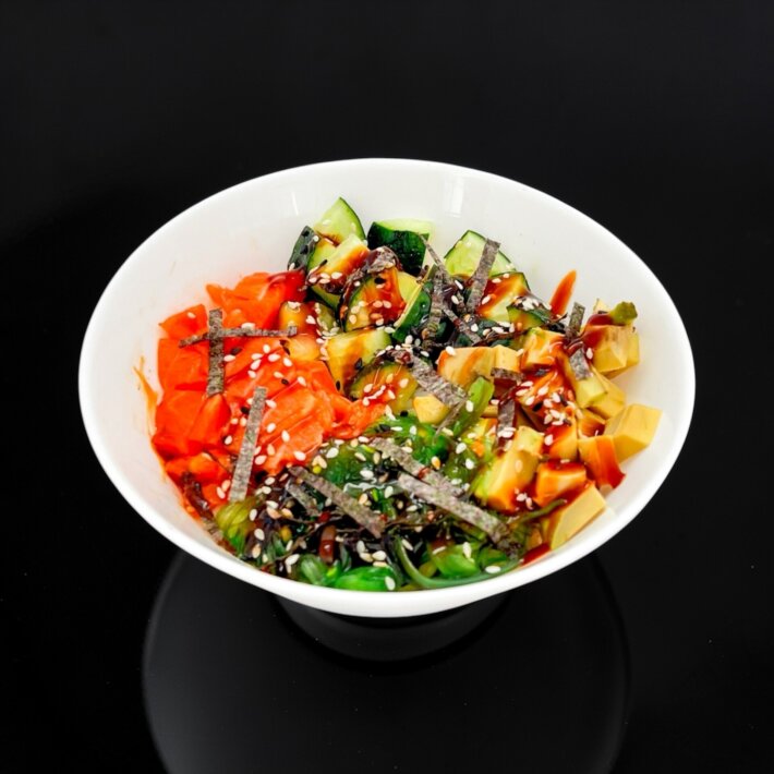 Поке с лососем