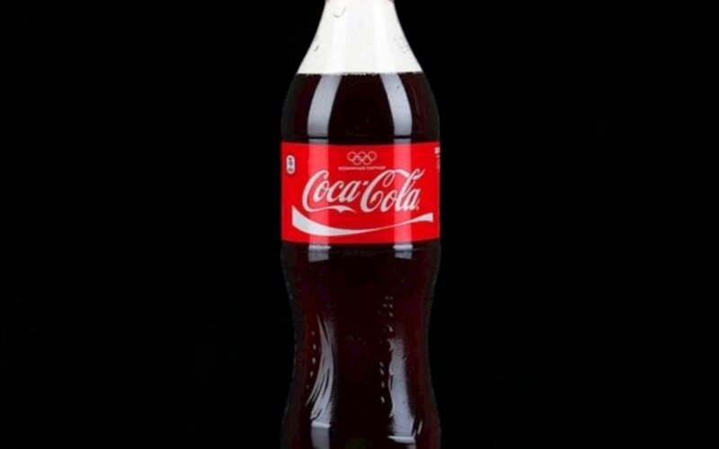 Напиток газированный «Coca-cola»