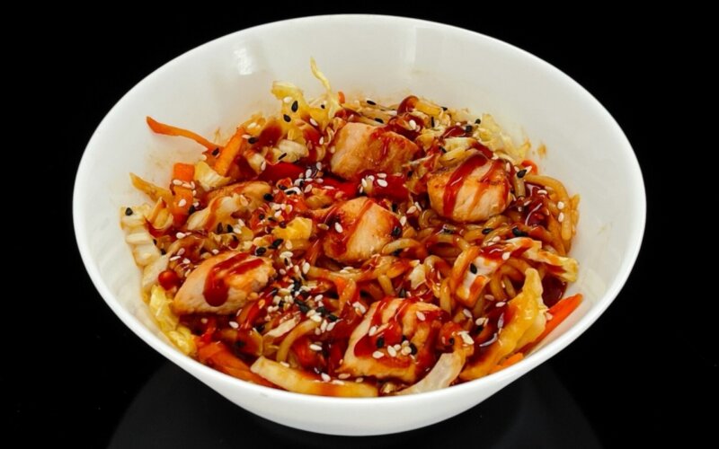 Рис с курицей и овощами