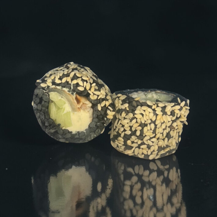 Ролл «Чёрный угорь»