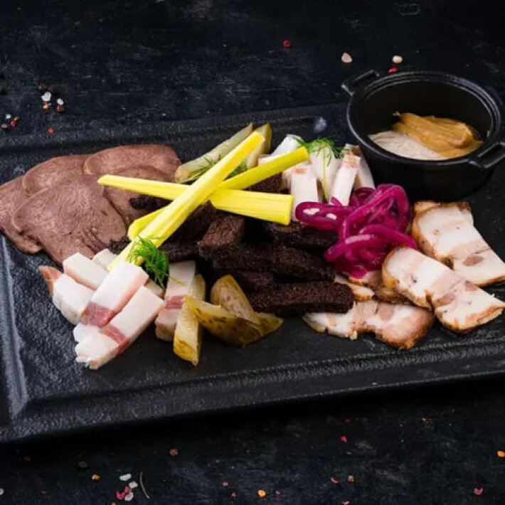 Мясное плато «По-домашнему»