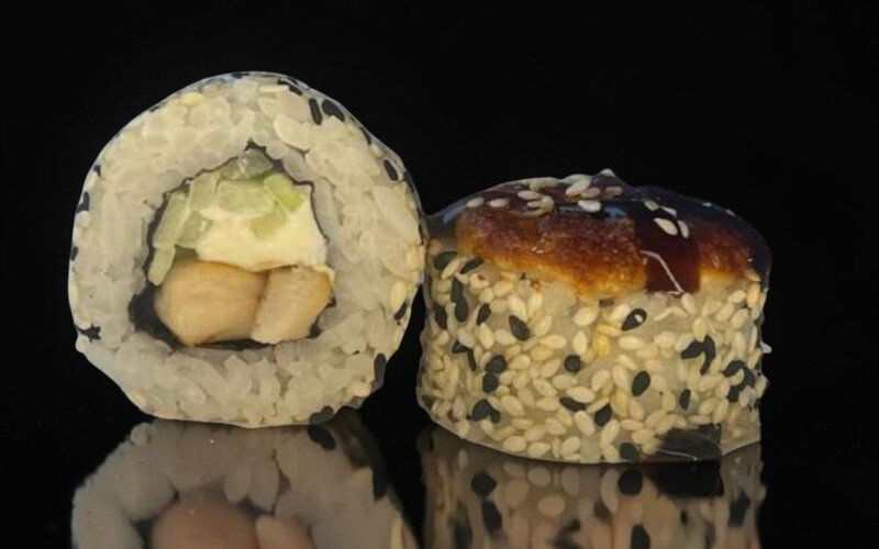 Запечённый ролл «Маки унаги яки»