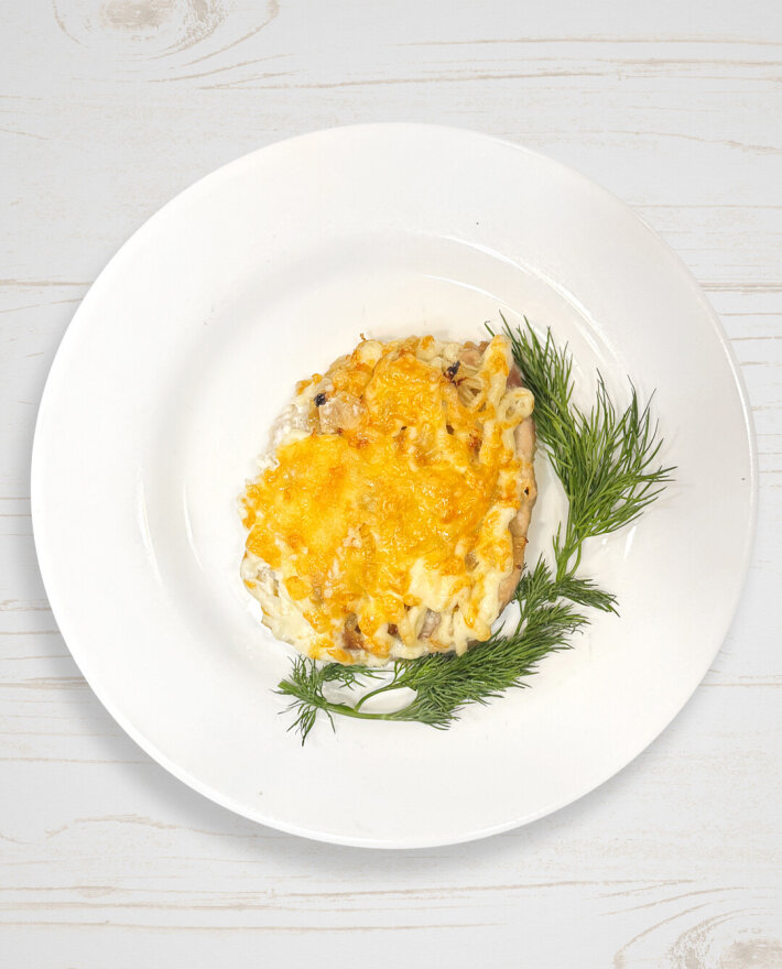 Мясо «По-французски» запечённое