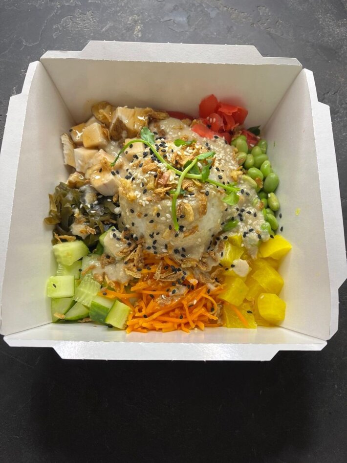 Поке с цыпленком