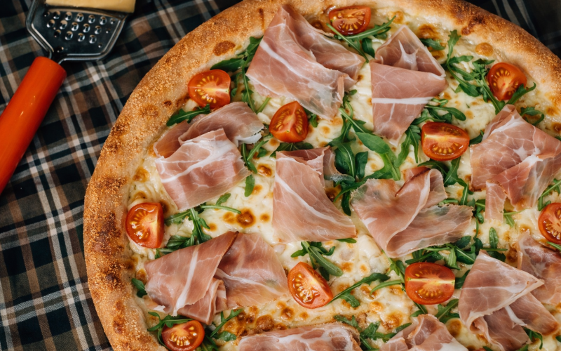 Пицца «Прошутто-руккола»