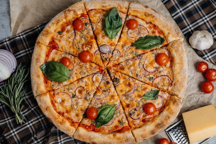 Пицца «С тунцом»