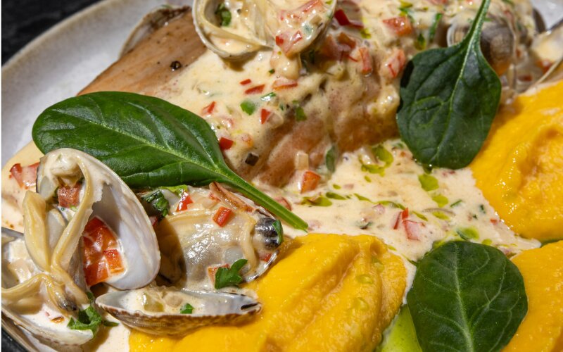 Филе форели с вонголе