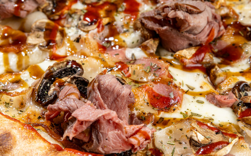 Пикантная с ростбифом