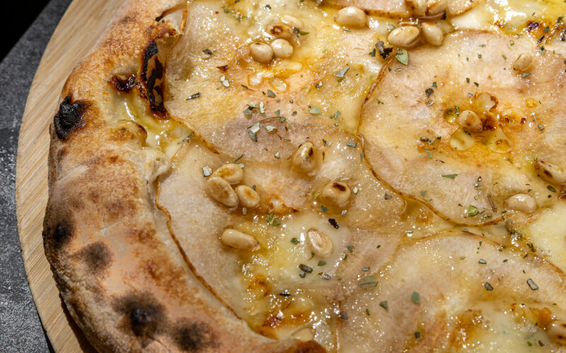 С грушей дорблю