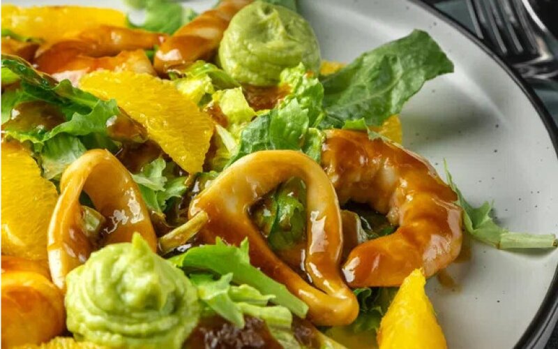 Салат с морепродуктами