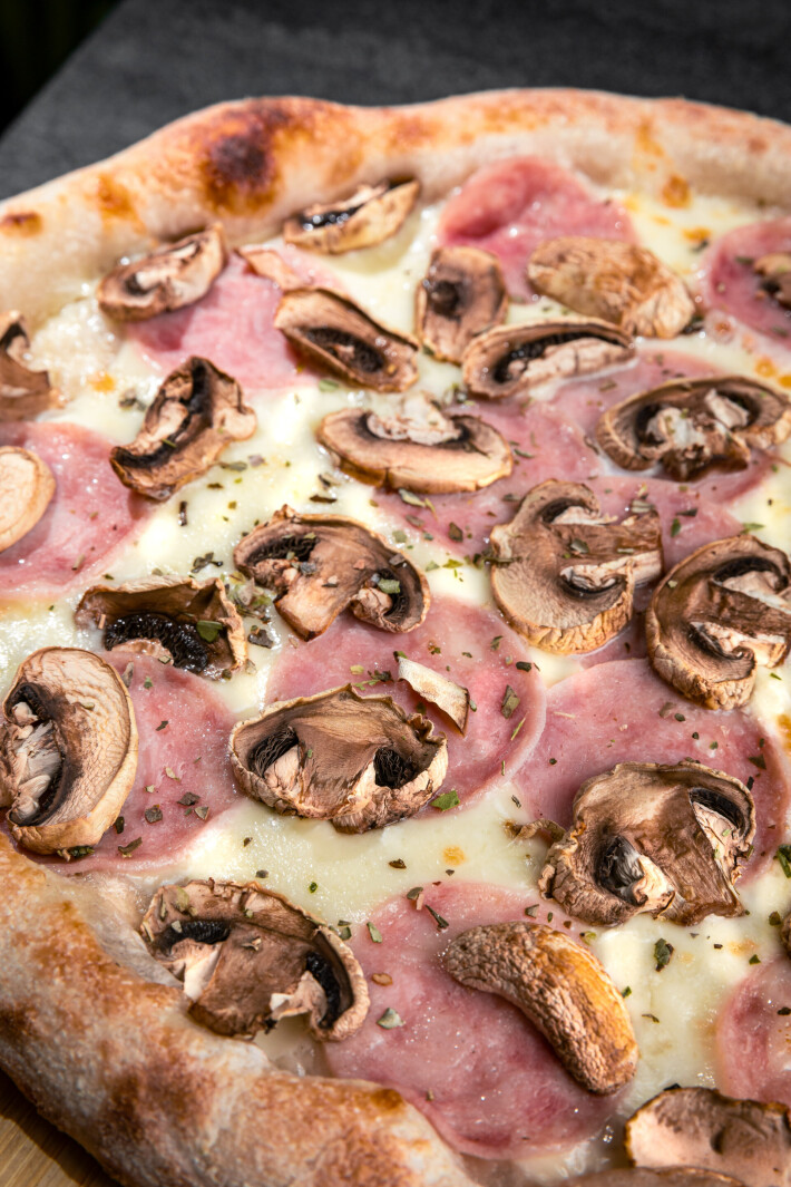 Ветчина и грибы