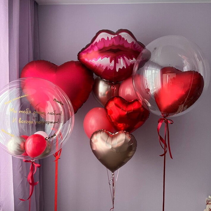 Набор шаров с губами