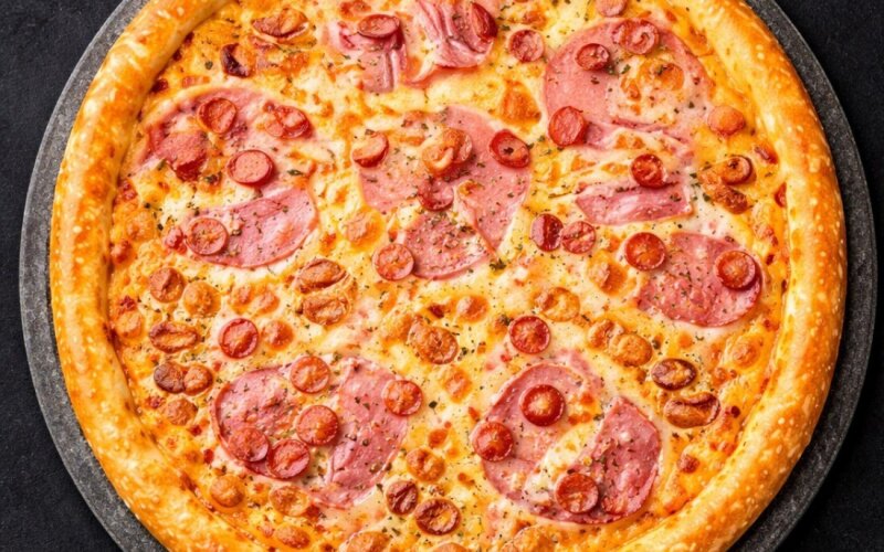 Ветчина, грудинка и колбаски