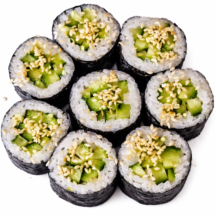 Ролл «Огурец-кунжут»