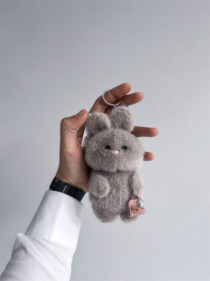 Игрушка-брелок «Зайчик серый»