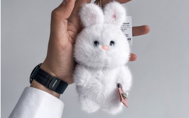 Игрушка-брелок «Зайчик белый»