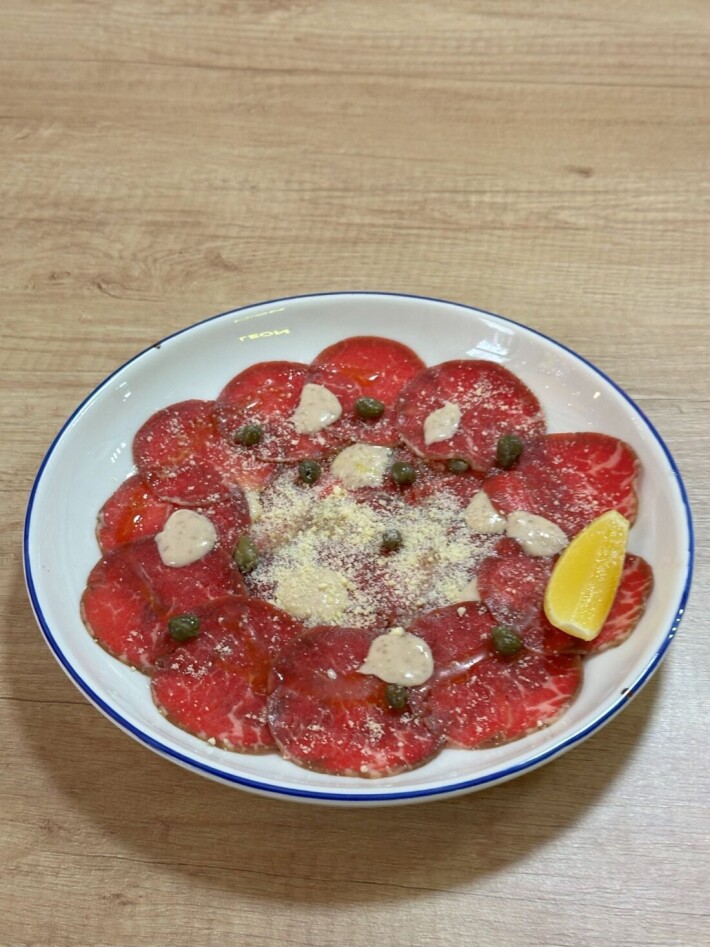 Блюдо карпаччо