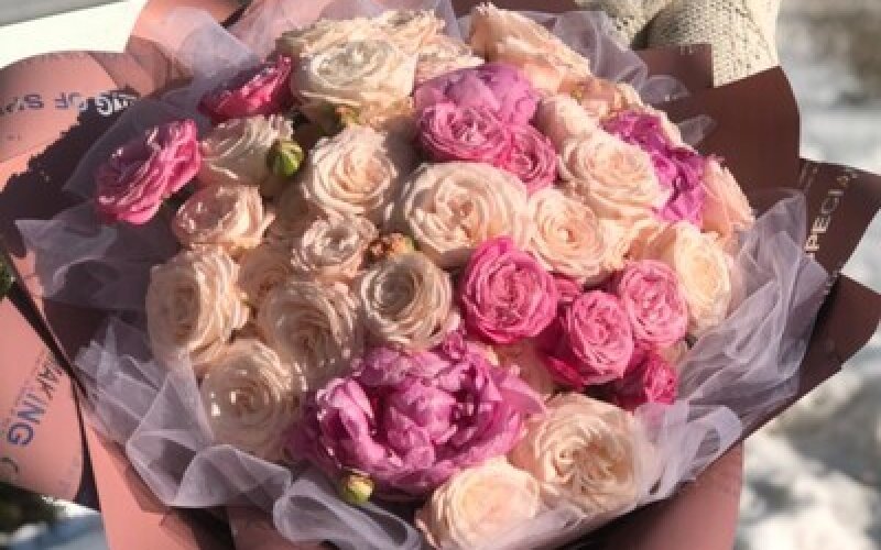 Букет «Роскошь и нежность»