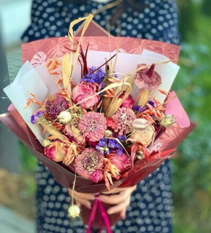 Букет из сухоцветов «Яркое чувство»