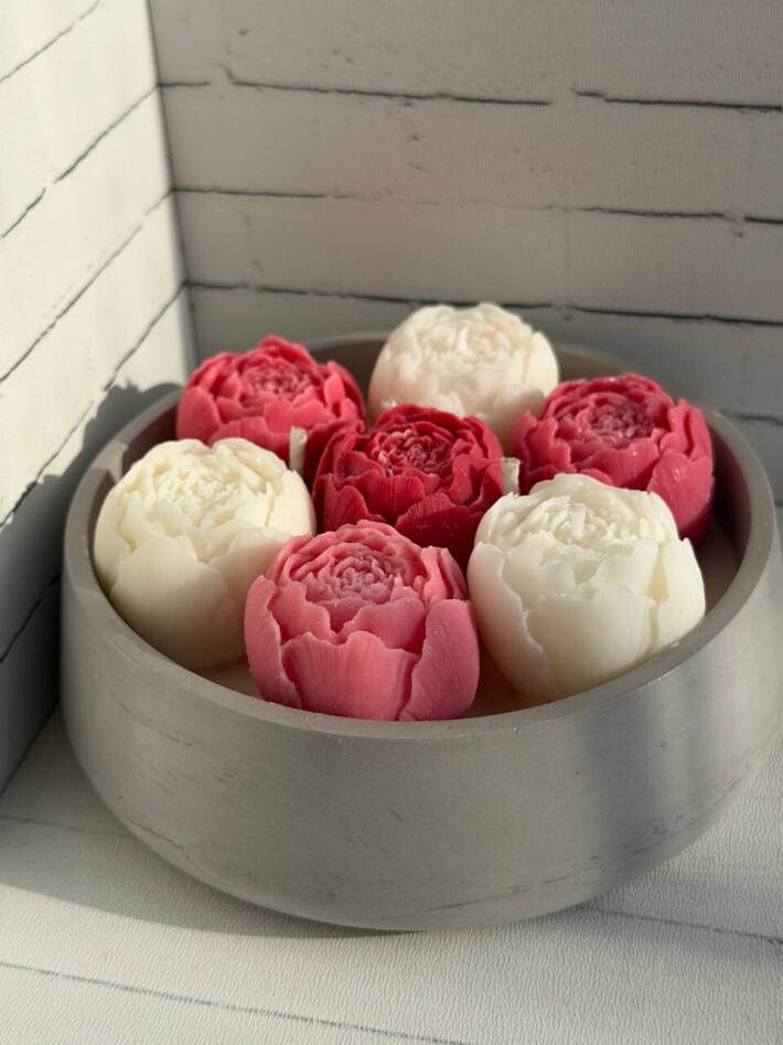 Арома свеча «Пионы в бутоне»